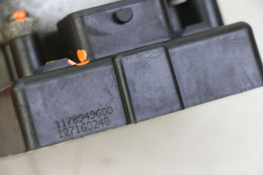 photo de EINSPRITZANLAGE PEUGEOT SATELIS 125 (2013 - 2018)