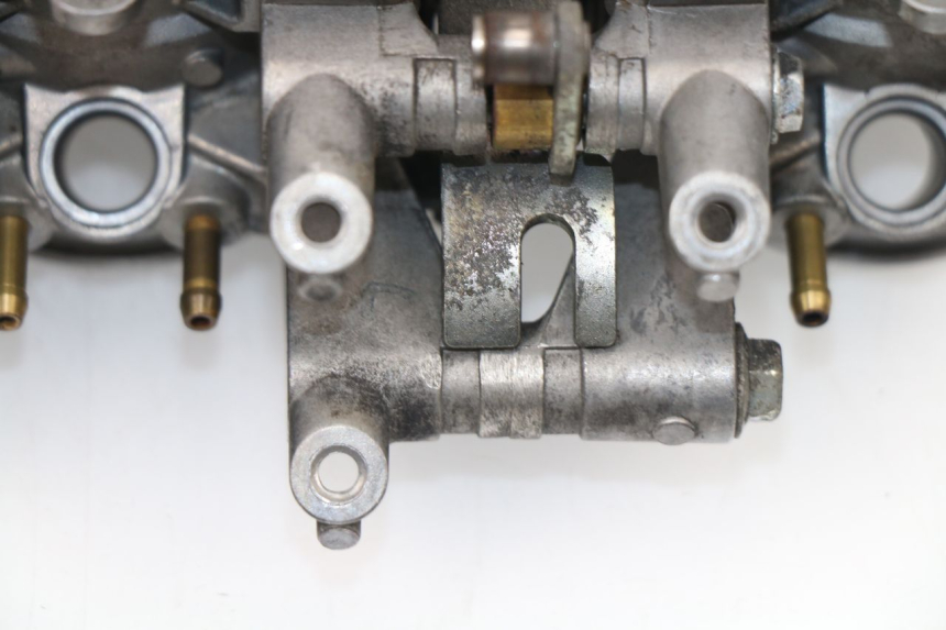 photo de EINSPRITZANLAGE TRIUMPH STREET TRIPLE 675 (2007 - 2012)