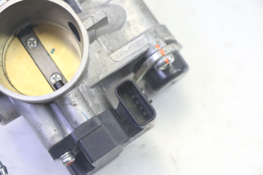 photo de EINSPRITZANLAGE YAMAHA TRICITY 300 (2020 - 2024) - Detailansicht des Bauteils