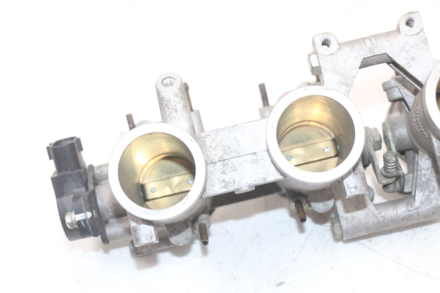 photo de EINSPRITZANLAGE YAMAHA XJ6 ABS 600 (2008 - 2016)