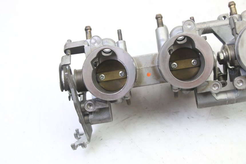 photo de EINSPRITZANLAGE YAMAHA XJ6 ABS 600 (2008 - 2016)
