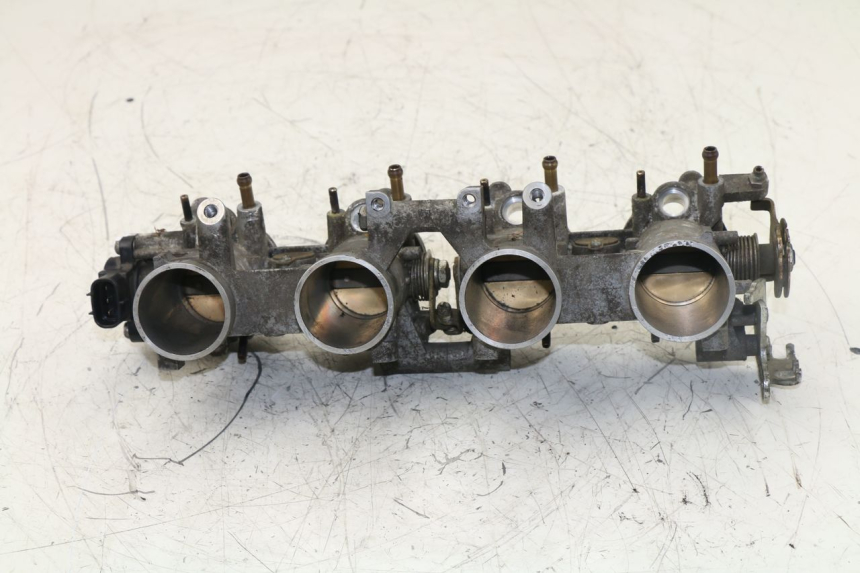 photo de EINSPRITZANLAGE YAMAHA FZ6 FAZER 600 (2004 - 2006)