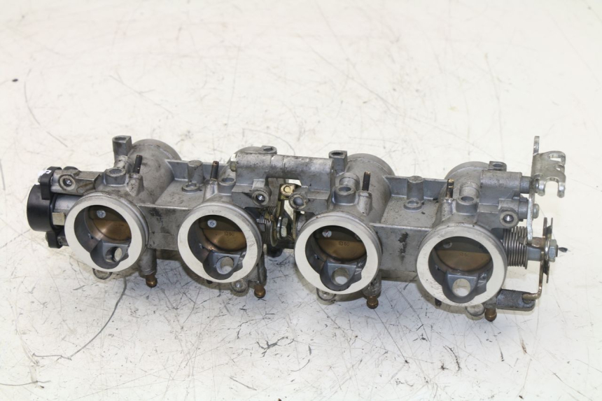 photo de EINSPRITZANLAGE YAMAHA FZ6 FAZER 600 (2004 - 2006)