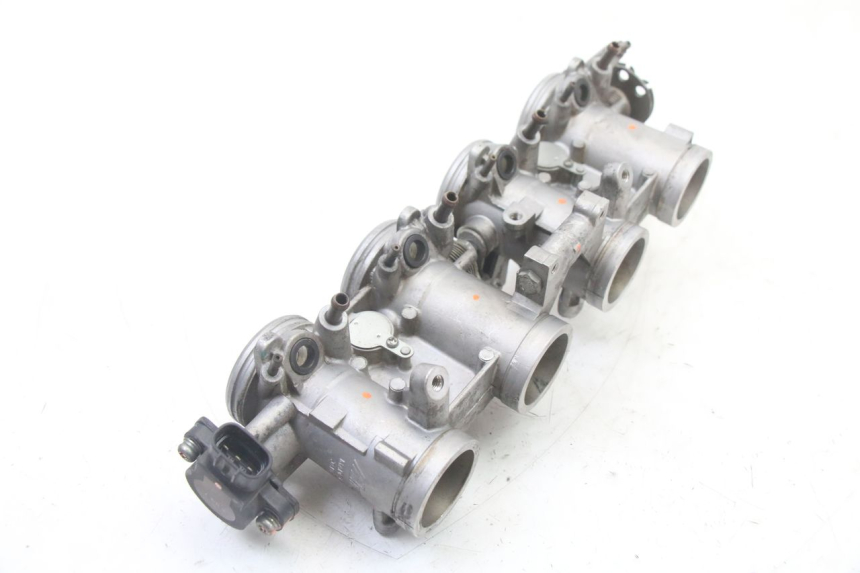 photo de EINSPRITZANLAGE YAMAHA XJ6 ABS 600 (2008 - 2016)