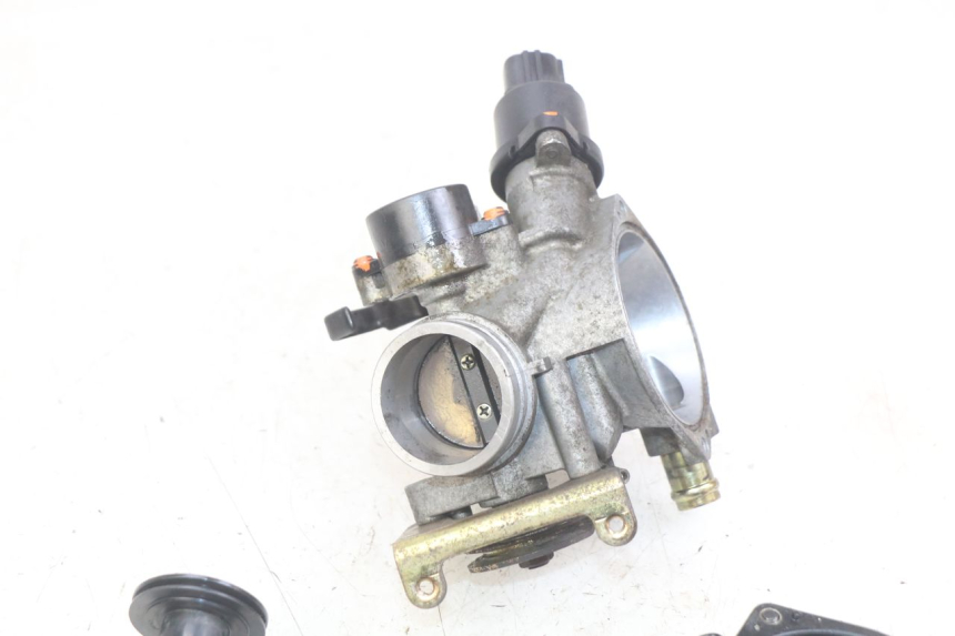 photo de EINSPRITZUNG YAMAHA YP MAJESTY 400 (2004 - 2008)