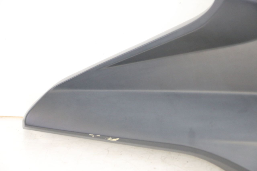 photo de KANZEL INNENVERKLEIDUNG RECHTS QUADRO 4 4D 350 (2015 - 2018)