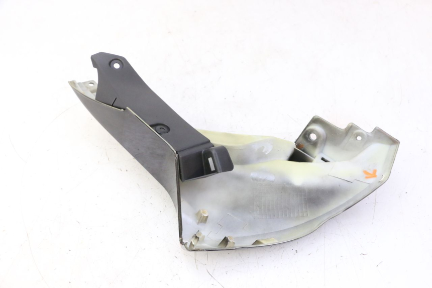 photo de KANZEL INNENVERKLEIDUNG RECHTS STAHO FH 50 (2018 - 2019)