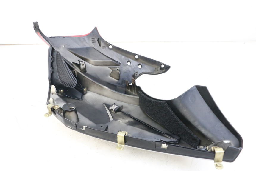 photo de KANZEL INNENVERKLEIDUNG RECHTS HYOSUNG GTR 125 (2006 - 2008)