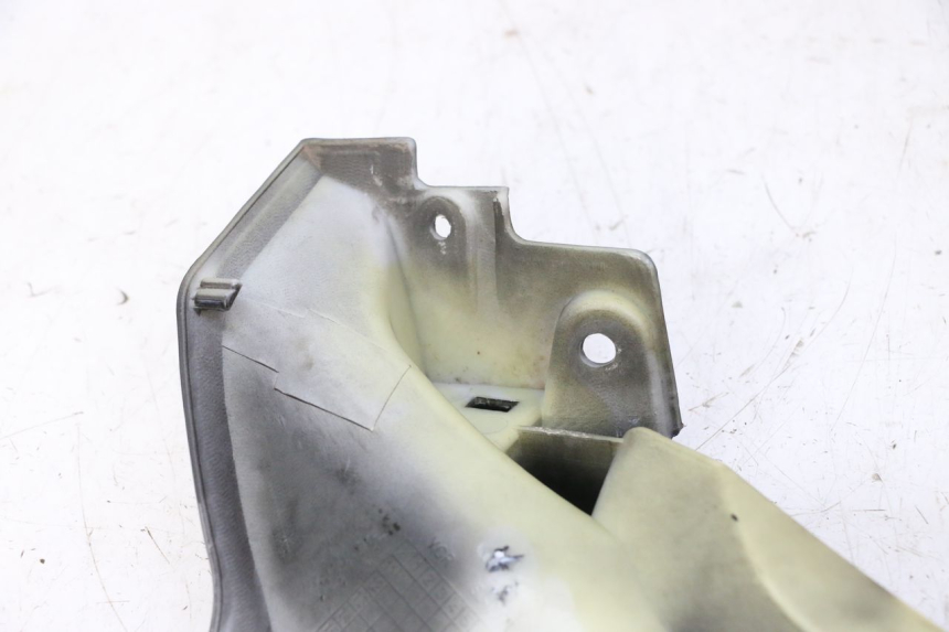 photo de KANZEL INNENVERKLEIDUNG LINKS STAHO FH 50 (2018 - 2019) - Technische Nahaufnahme