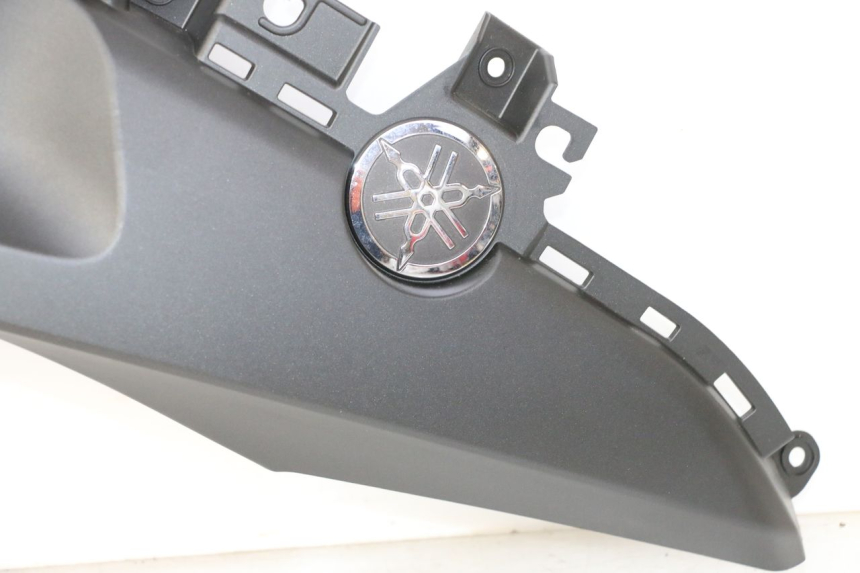 photo de KANZEL INNENVERKLEIDUNG LINKS YAMAHA XMAX X-MAX 125 (2021 - 2025)