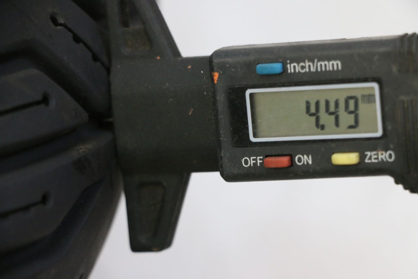 photo de HINTERRADFELGE UND REIFEN QUADRO 4 4D 350 (2015 - 2018)