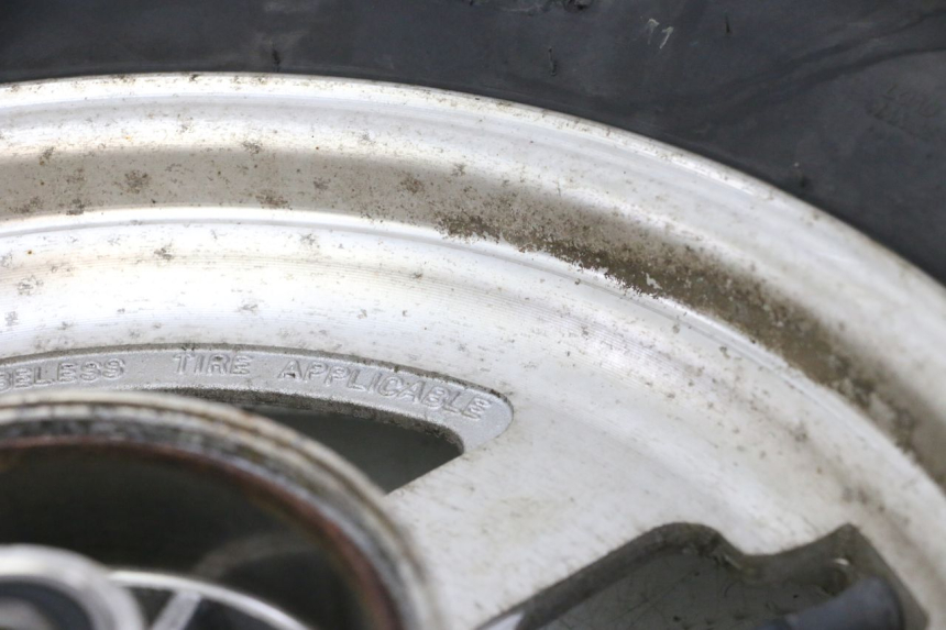 photo de HINTERRADFELGE UND REIFEN HYOSUNG GV AQUILA 125 (2000 - 2004)