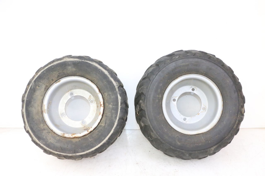 photo de HINTERRADFELGE UND REIFEN KEROX BAZOOKA 110
