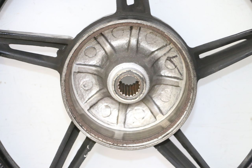 photo de HINTERRADFELGE UND REIFEN TNT MOTOR BOSTON 4T 50 (2018 - 2025)