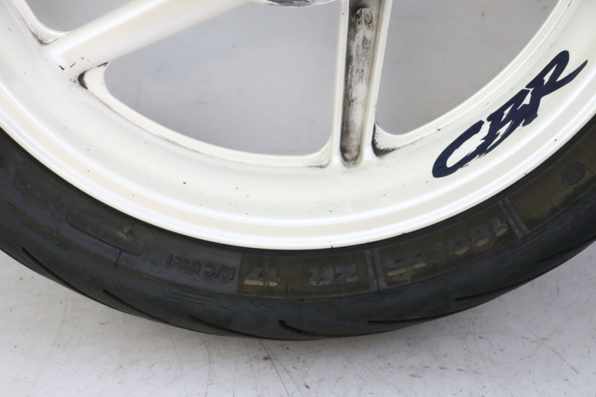 photo de HINTERRADFELGE UND REIFEN HONDA CBR RR FIREBLADE 900 (1992 - 1994)