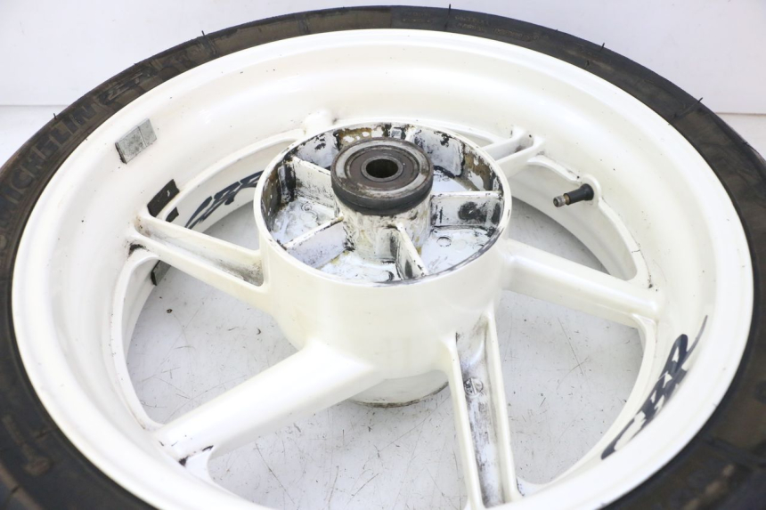photo de HINTERRADFELGE UND REIFEN HONDA CBR RR FIREBLADE 900 (1992 - 1994)