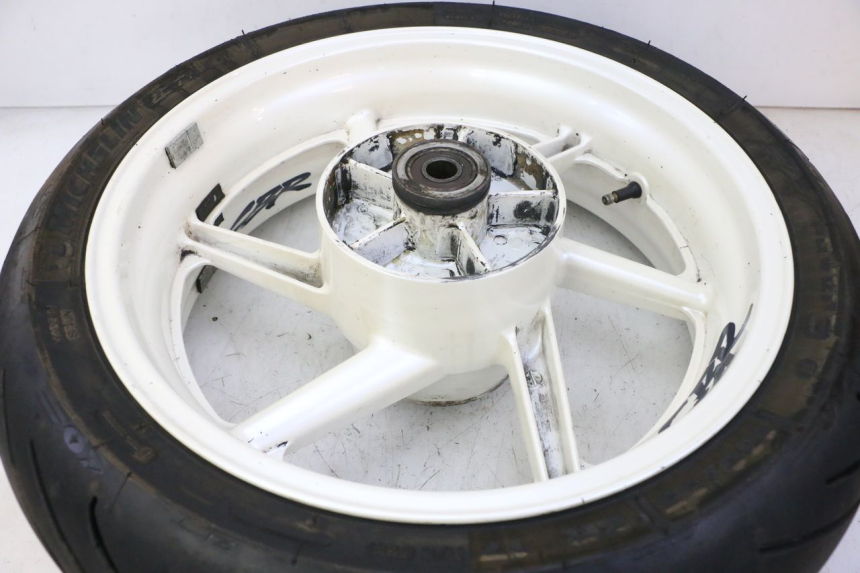 photo de HINTERRADFELGE UND REIFEN HONDA CBR RR FIREBLADE 900 (1992 - 1994)
