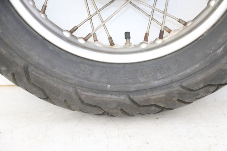 photo de HINTERRADFELGE UND REIFEN APRILIA CLASSIC 125 (1995 - 2001)