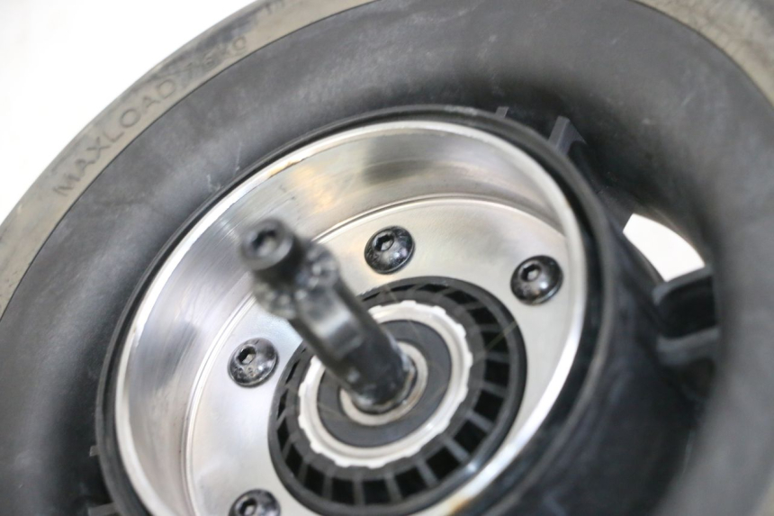 photo de HINTERRAD UND REIFEN SEGWAY NINEBOT E2 1