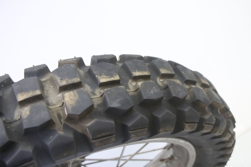 photo de HINTERRADFELGE UND REIFEN APRILIA ETX 125 (1998 - 2002)