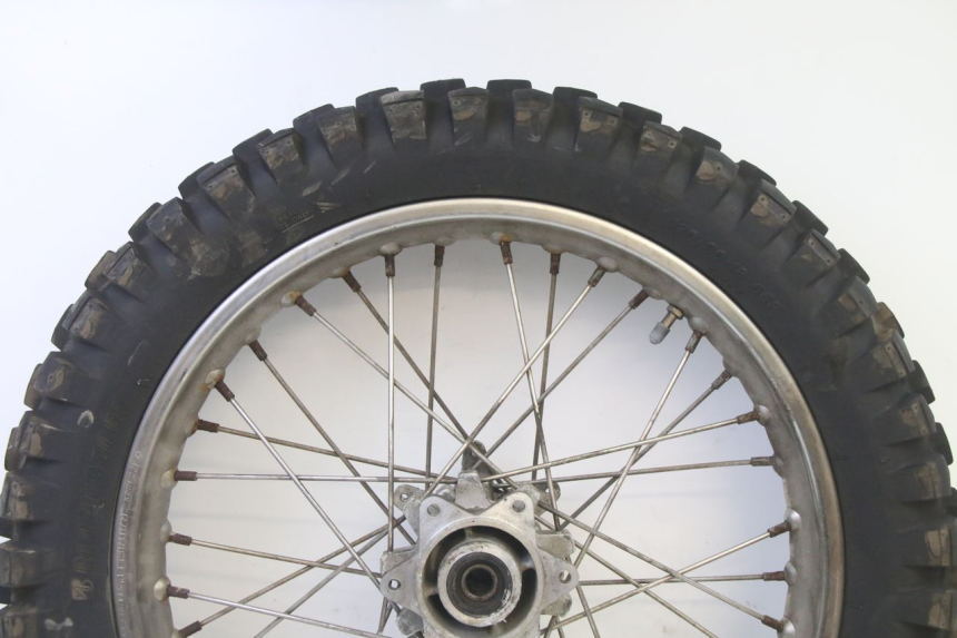 photo de HINTERRADFELGE UND REIFEN APRILIA ETX 125 (1998 - 2002)