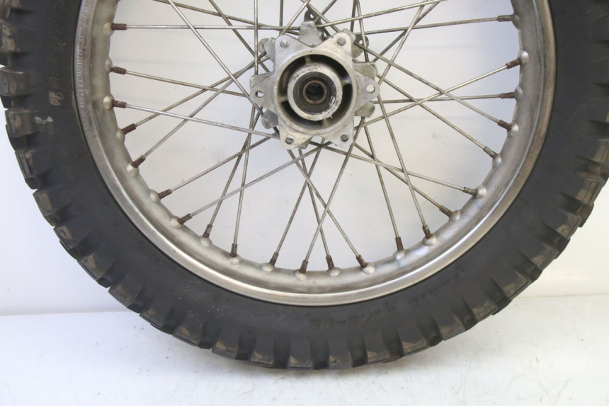photo de HINTERRADFELGE UND REIFEN APRILIA ETX 125 (1998 - 2002)