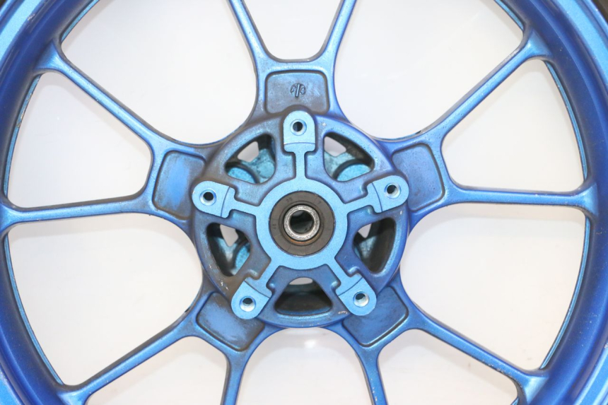 photo de HINTERRADFELGE UND REIFEN STAHO FH 50 (2018 - 2019)