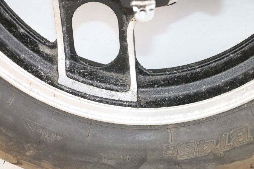 photo de HINTERRADFELGE UND REIFEN YAMAHA FJ 36Y 1100 (1984 - 1985)