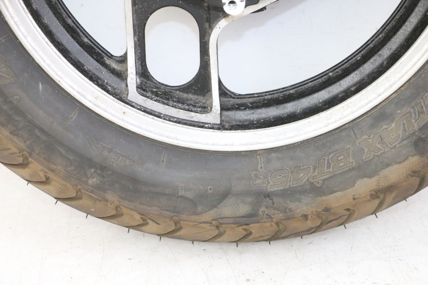 photo de HINTERRADFELGE UND REIFEN YAMAHA FJ 36Y 1100 (1984 - 1985)