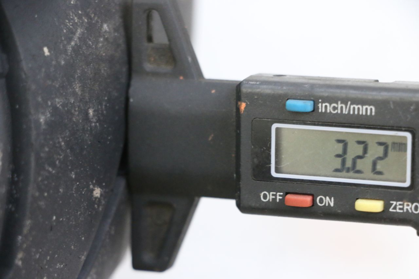 photo de HINTERRADFELGE UND REIFEN PIAGGIO FLY 4T 50 (2013 - 2017) - Detailansicht des Bauteils