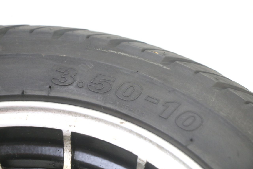 photo de HINTERRAD UND REIFEN VENESI FLY RETRO 4T 50 (2020 - 2025)