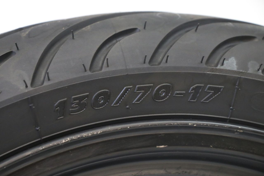 photo de HINTERRADFELGE UND REIFEN SUZUKI GS GSE 500 (2001 - 2003)