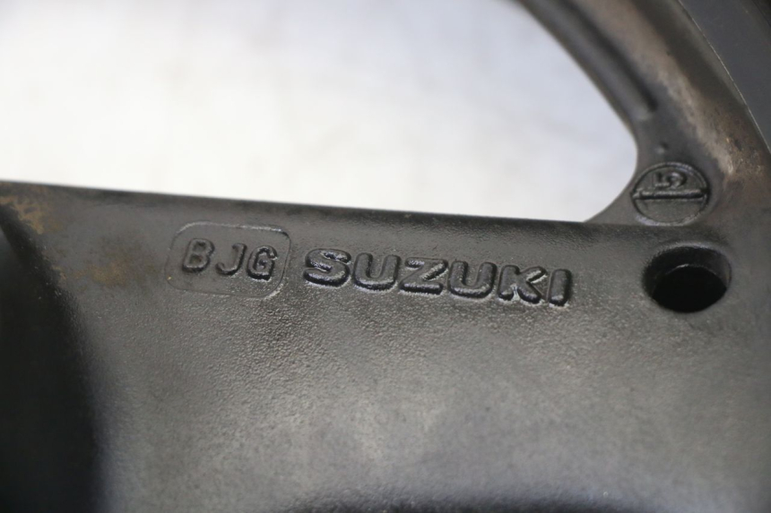 photo de HINTERRADFELGE UND REIFEN SUZUKI GS GSE 500 (2001 - 2003)