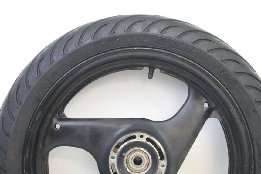 photo de HINTERRADFELGE UND REIFEN SUZUKI GS GSE 500 (2001 - 2003)