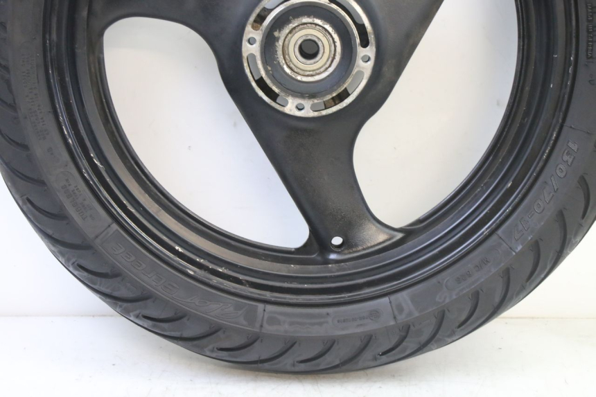 photo de HINTERRADFELGE UND REIFEN SUZUKI GS GSE 500 (2001 - 2003)