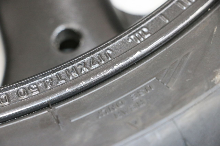 photo de HINTERRADFELGE UND REIFEN SUZUKI GSF N BANDIT 600 (1996 - 1999) - Alternative Perspektive