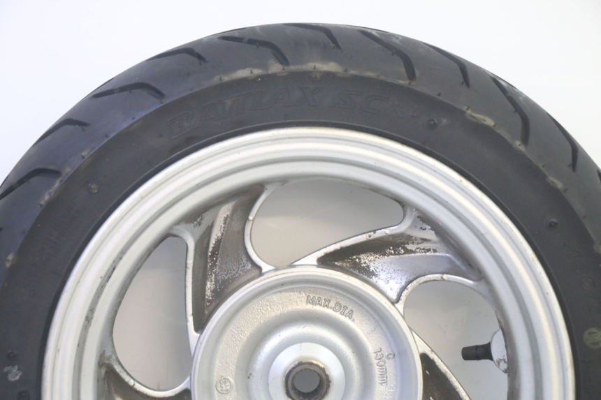 photo de HINTERRADFELGE UND REIFEN SYM GTS EVO 125 (2009 - 2013) - Charakteristische Merkmale