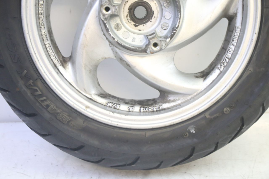 photo de HINTERRADFELGE UND REIFEN SYM GTS EVO 125 (2009 - 2013) - Zoom auf Gebrauchszustand