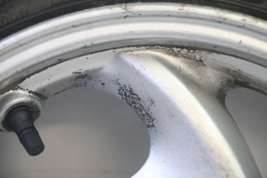 photo de HINTERRADFELGE UND REIFEN SYM GTS EVO 125 (2009 - 2013) - Technische Nahaufnahme