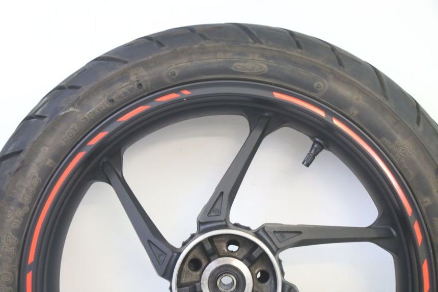 photo de HINTERRADFELGE UND REIFEN KIDEN KD125-G 125 (2018 - 2022)