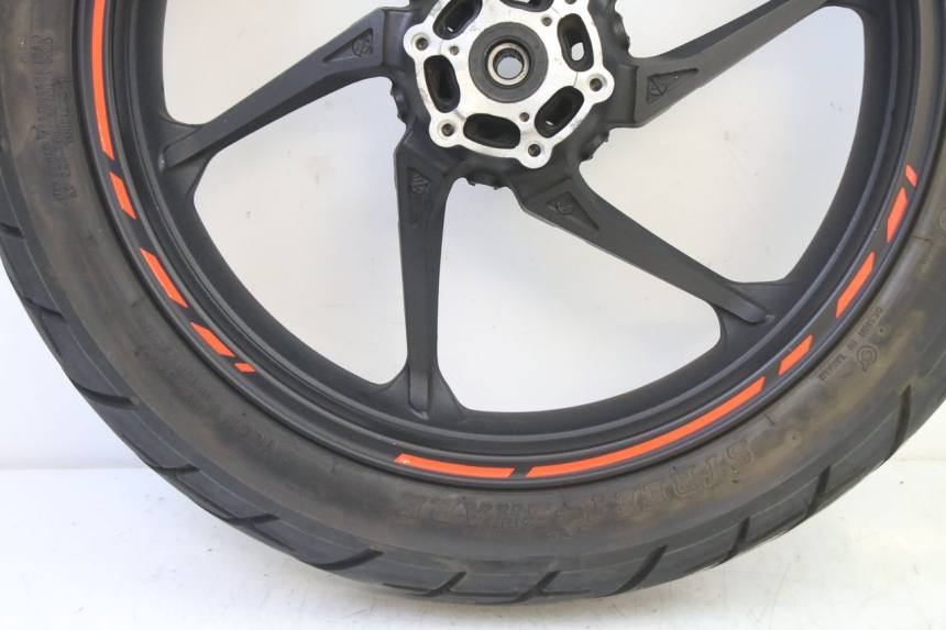 photo de HINTERRADFELGE UND REIFEN KIDEN KD125-G 125 (2018 - 2022)