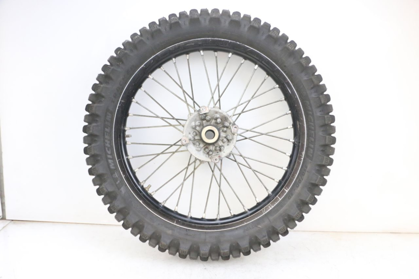 photo de HINTERRADFELGE UND REIFEN KAWASAKI KXF KX-F 250 (2017 - 2019) - Charakteristische Merkmale