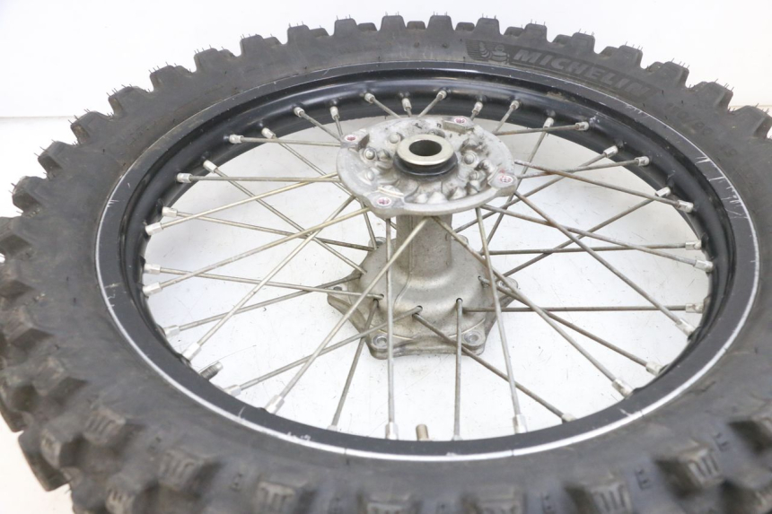 photo de HINTERRADFELGE UND REIFEN KAWASAKI KXF KX-F 250 (2017 - 2019) - Alternative Perspektive