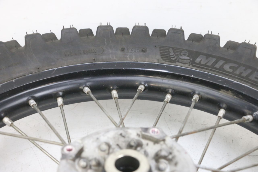 photo de HINTERRADFELGE UND REIFEN KAWASAKI KXF KX-F 250 (2017 - 2019) - Technische Nahaufnahme