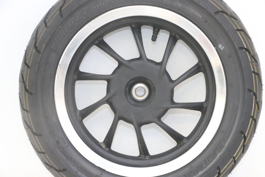 photo de HINTERRADFELGE UND REIFEN KYMCO LIKE 4T 50 (2019 - 2025)