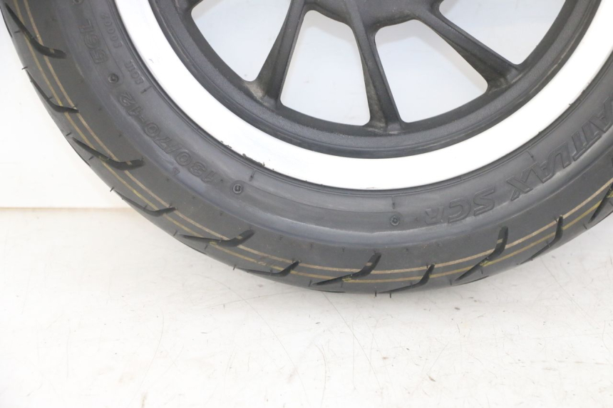 photo de HINTERRADFELGE UND REIFEN KYMCO LIKE 4T 50 (2019 - 2025)