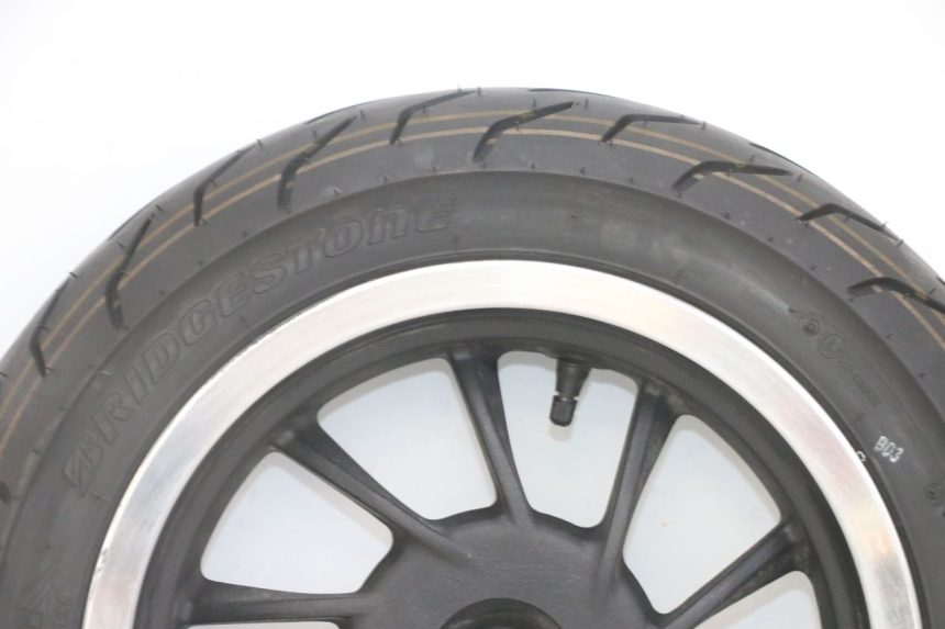 photo de HINTERRADFELGE UND REIFEN KYMCO LIKE 4T 50 (2019 - 2025)