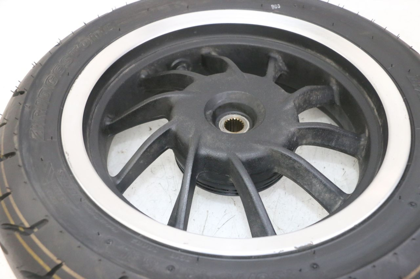 photo de HINTERRADFELGE UND REIFEN KYMCO LIKE 4T 50 (2019 - 2025)