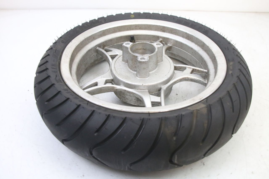 photo de HINTERRADFELGE UND REIFEN LONGJIA SHARPY 125 (2020 - 2024)