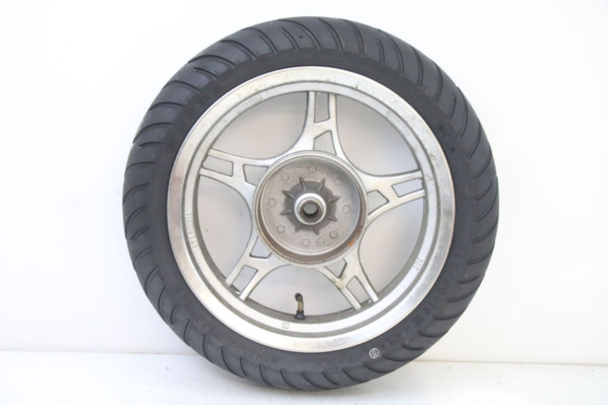 photo de HINTERRADFELGE UND REIFEN LONGJIA SHARPY 125 (2020 - 2024)